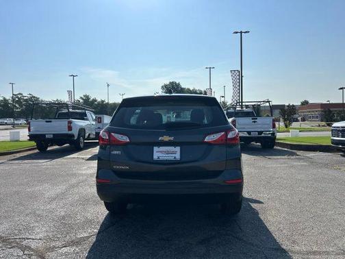 Nightfall Gray Metallic 2021 Chevrolet Equinox LS