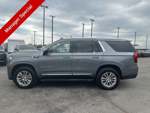 Satin Steel Metallic 2022 GMC Yukon SLT