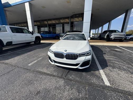 2021 BMW 530 530i