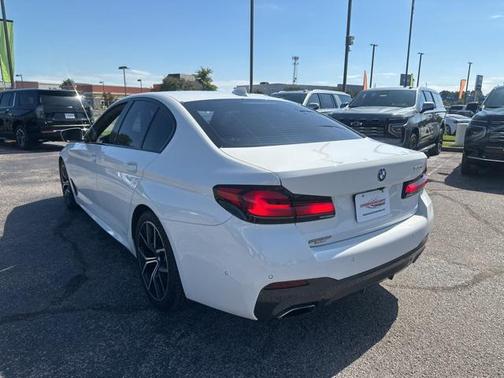 2021 BMW 530 530i