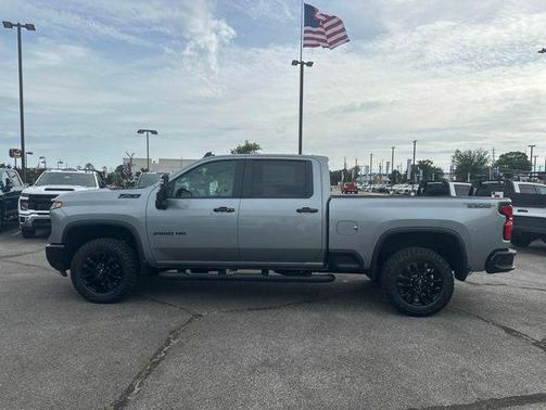 Sterling Gray Metallic 2026 Chevrolet Silverado 2500 LT