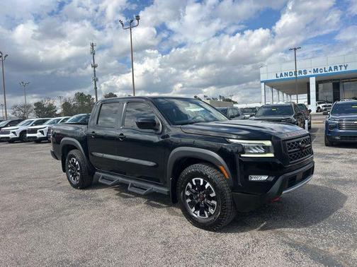 2023 Nissan Frontier PRO-X