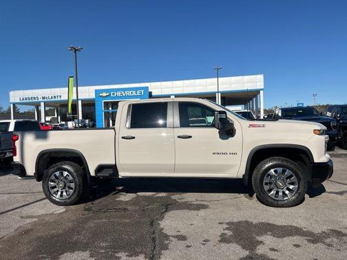 2026 Chevrolet Silverado 2500 Custom