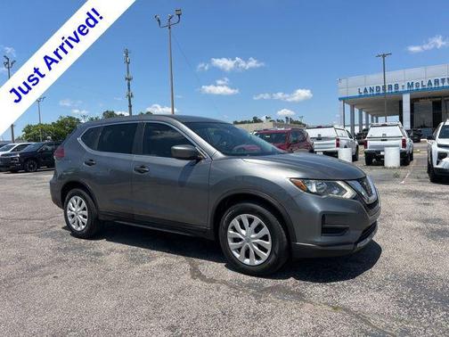 Gun Metallic 2018 Nissan Rogue S