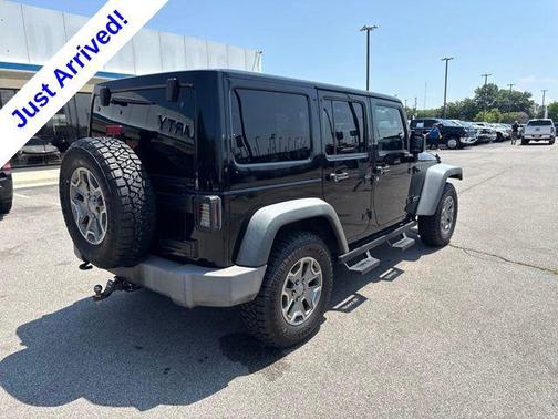 Black Clearcoat 2016 Jeep Wrangler Unlimited Rubicon