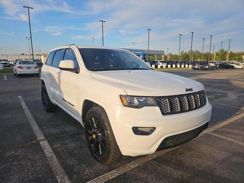 2017 Jeep Grand Cherokee Altitude