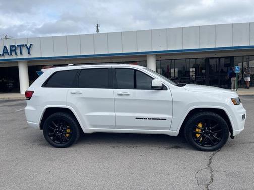 2017 Jeep Grand Cherokee Altitude