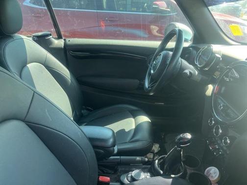 2019 MINI Convertible Cooper
