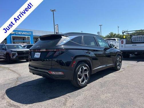 Black Pearl 2024 Hyundai TUCSON SEL