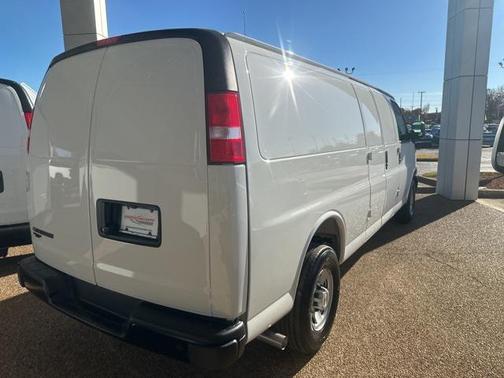 2025 Chevrolet Express 2500 RWD 2500 Extended Wheelbase WT