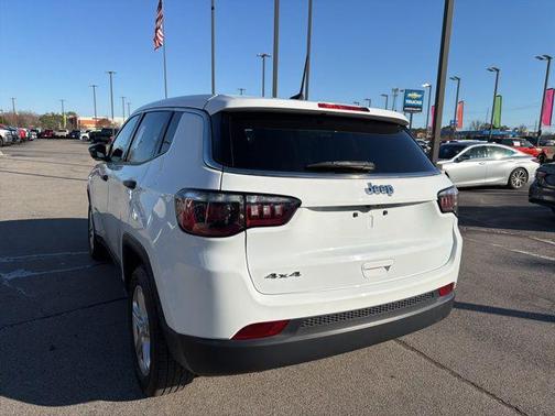 2023 Jeep Compass Sport