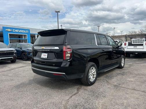Black 2024 Chevrolet Suburban LT