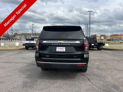 Black 2024 Chevrolet Suburban LT