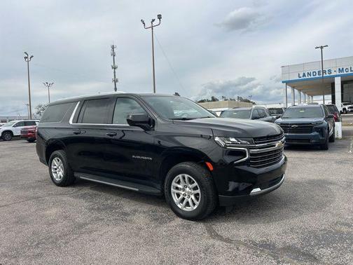 Black 2024 Chevrolet Suburban LT