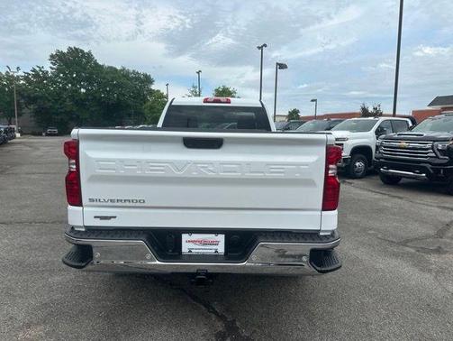 Summit White 2026 Chevrolet Silverado 1500 WT