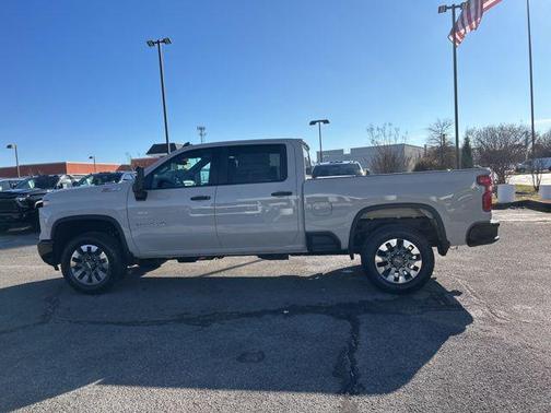2026 Chevrolet Silverado 2500 Custom