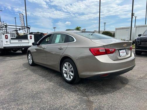 Mineral Gray Metallic 2024 Chevrolet Malibu FWD 1LT