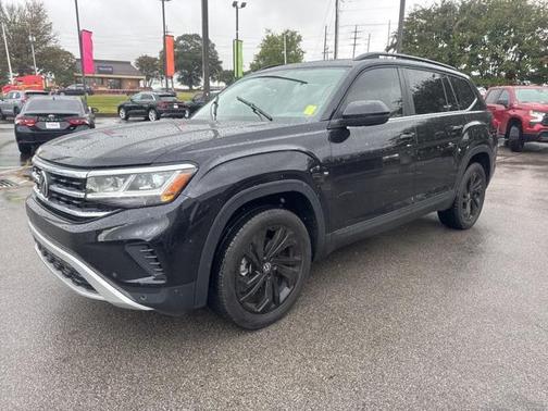 2023 Volkswagen Atlas 3.6L SE w/Technology