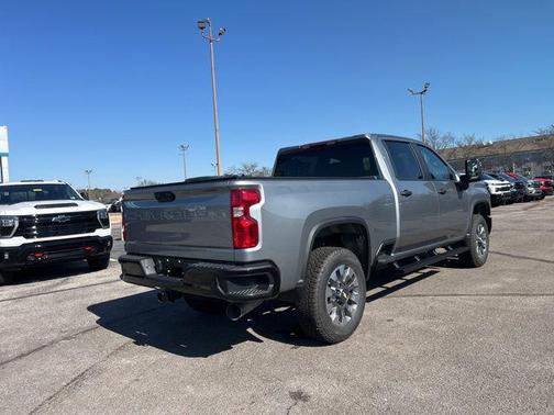 2026 Chevrolet Silverado 2500 Custom