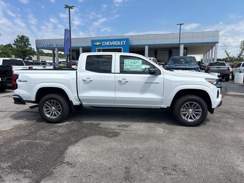 2025 Chevrolet Colorado LT