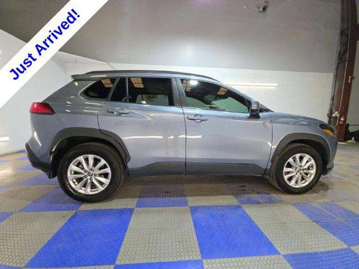 Celestite 2024 Toyota Corolla Cross LE
