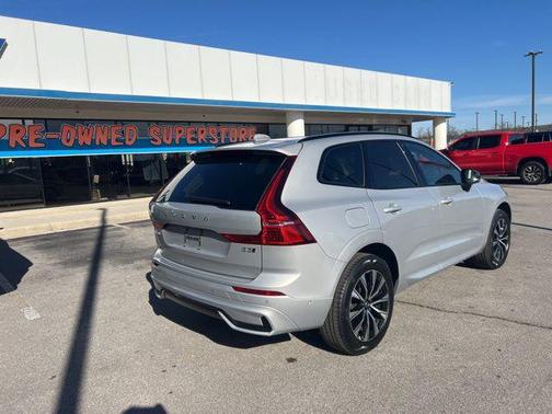 2025 Volvo XC60 B5 Plus