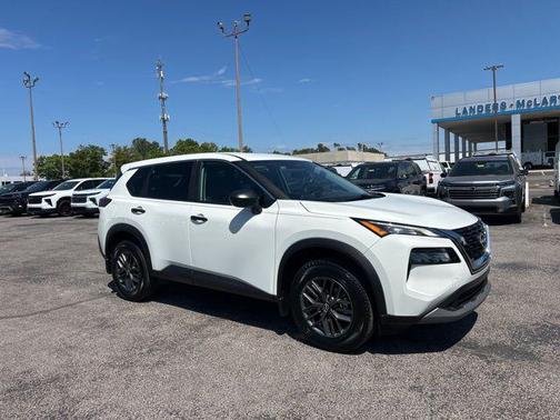 Glacier White 2023 Nissan Rogue S
