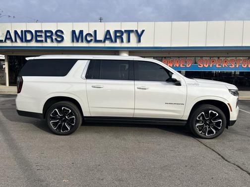 2025 Chevrolet Suburban 4WD High Country