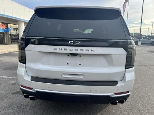 2025 Chevrolet Suburban 4WD High Country