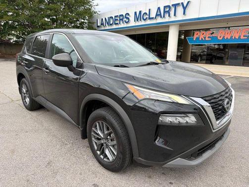 Super Black 2022 Nissan Rogue S