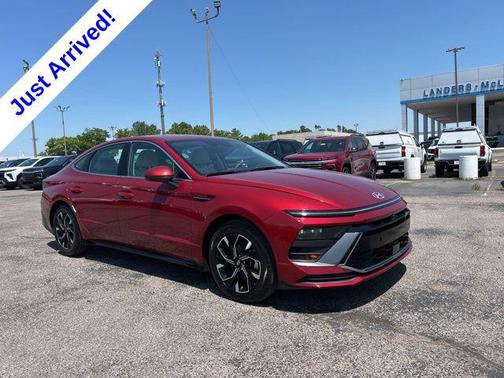 Ultimate red 2025 Hyundai SONATA SEL