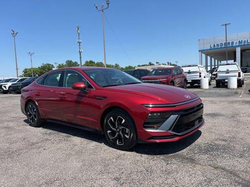 Ultimate red 2025 Hyundai SONATA SEL