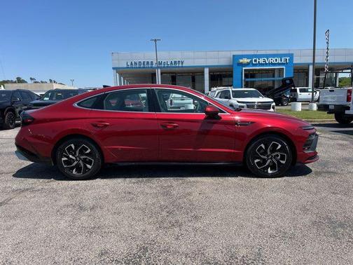 Ultimate red 2025 Hyundai SONATA SEL