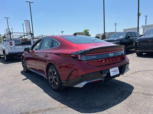 Ultimate red 2025 Hyundai SONATA SEL