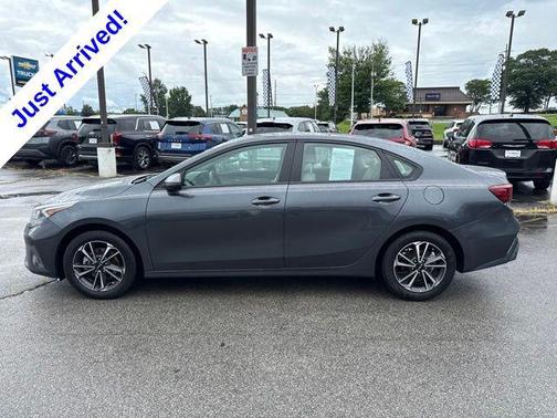Gravity Gray 2023 Kia Forte LXS