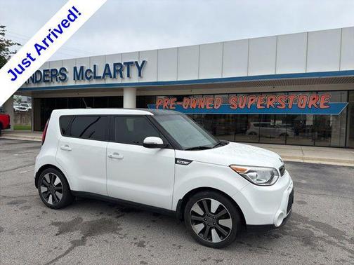 Clear White 2015 Kia Soul !