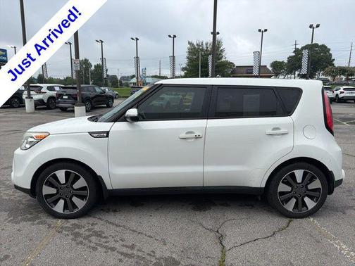 Clear White 2015 Kia Soul !