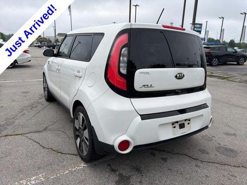 Clear White 2015 Kia Soul !