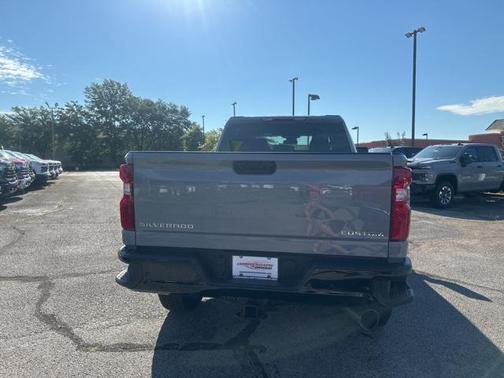 2025 Chevrolet Silverado 2500 Custom