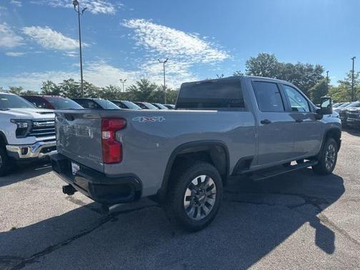 2025 Chevrolet Silverado 2500 Custom