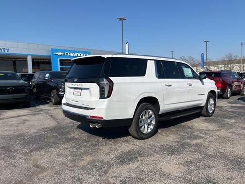 2025 Chevrolet Suburban Premier
