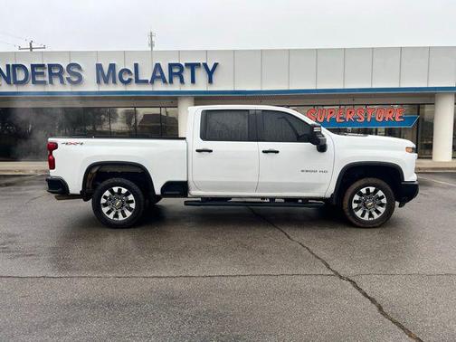 2024 Chevrolet Silverado 2500 Custom