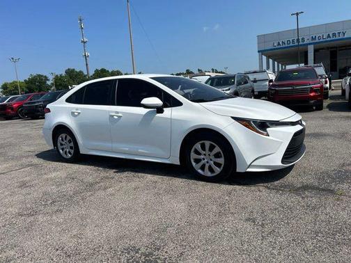 Ice Cap 2024 Toyota Corolla LE