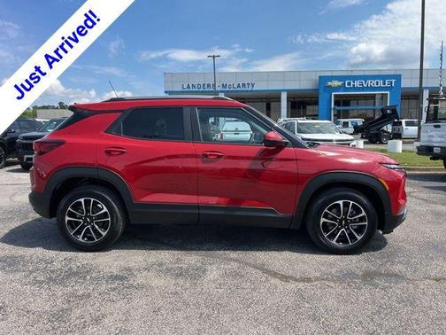 Apex Red 2026 Chevrolet Trailblazer LT