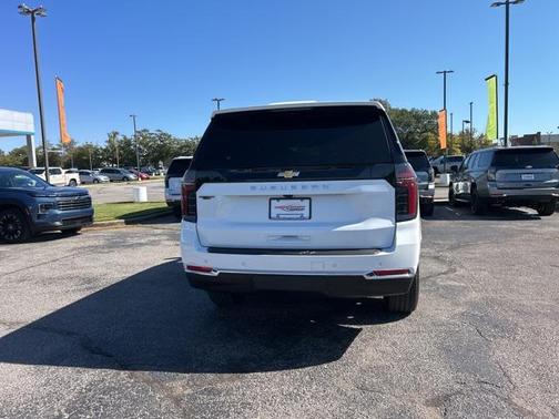 2026 Chevrolet Suburban LS