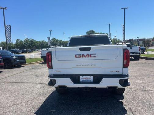 Summit White 2020 GMC Sierra 1500 AT4