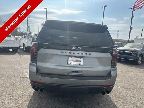 Sterling Gray Metallic 2025 Chevrolet Suburban 4WD Z71