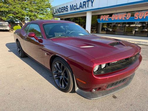 Octane Red Pearlcoat 2022 Dodge Challenger R/T Scat Pack