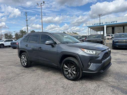 2020 Toyota RAV4 XLE Premium