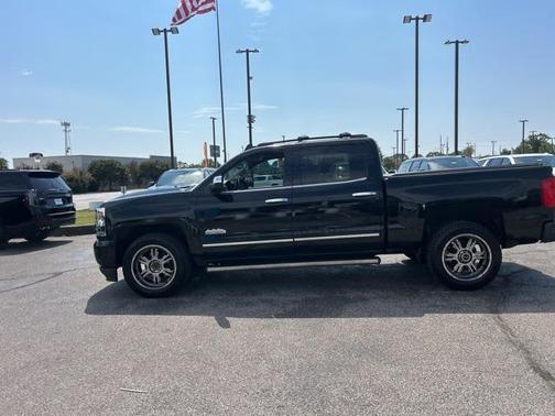 2017 Chevrolet Silverado 1500 High Country